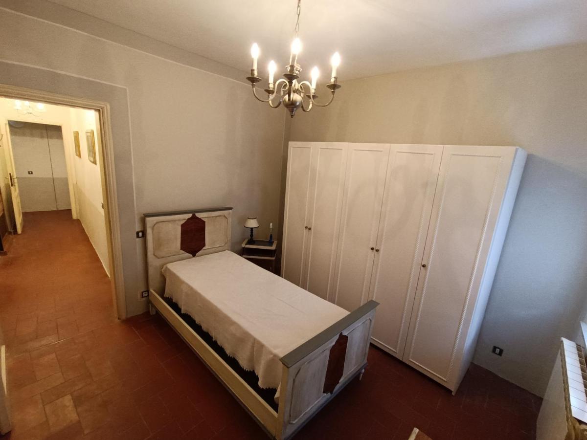 Cozy Apartment Near The City Walls Lucques Extérieur photo
